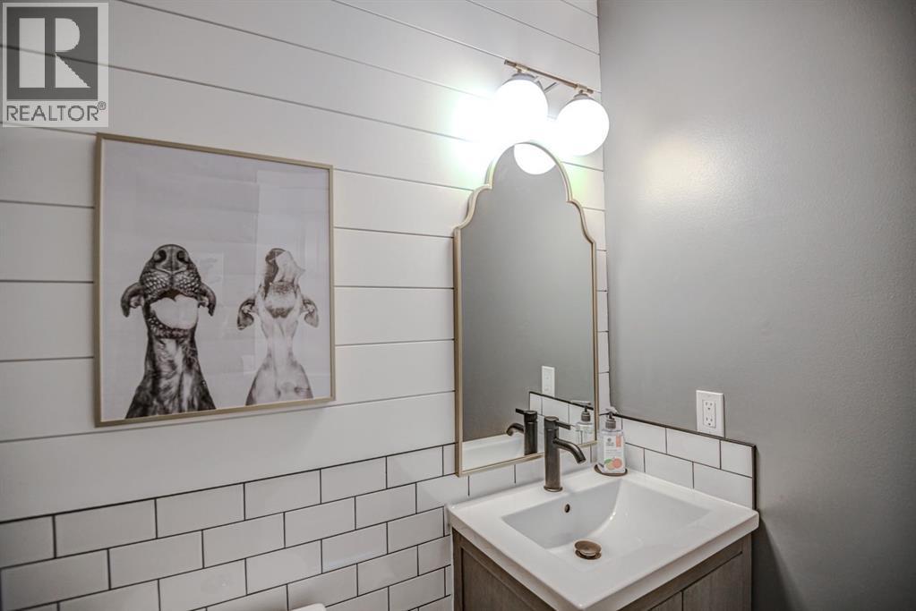 349 Luxstone Place Sw, Airdrie, Alberta  T4B 0A6 - Photo 13 - A2284919