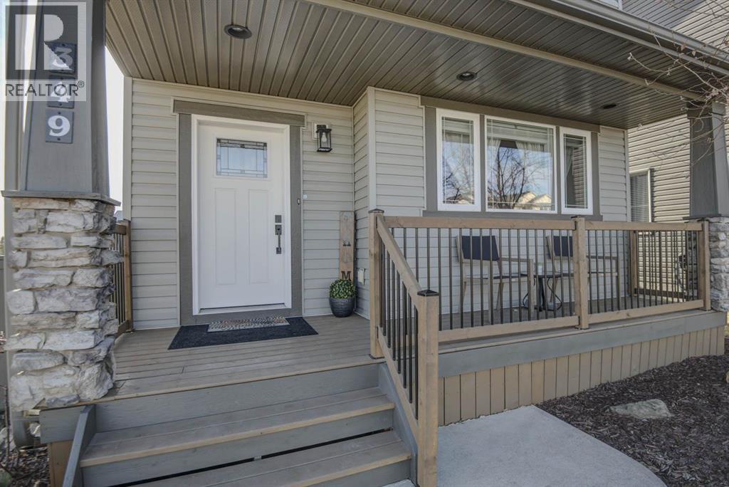 349 Luxstone Place Sw, Airdrie, Alberta  T4B 0A6 - Photo 2 - A2284919