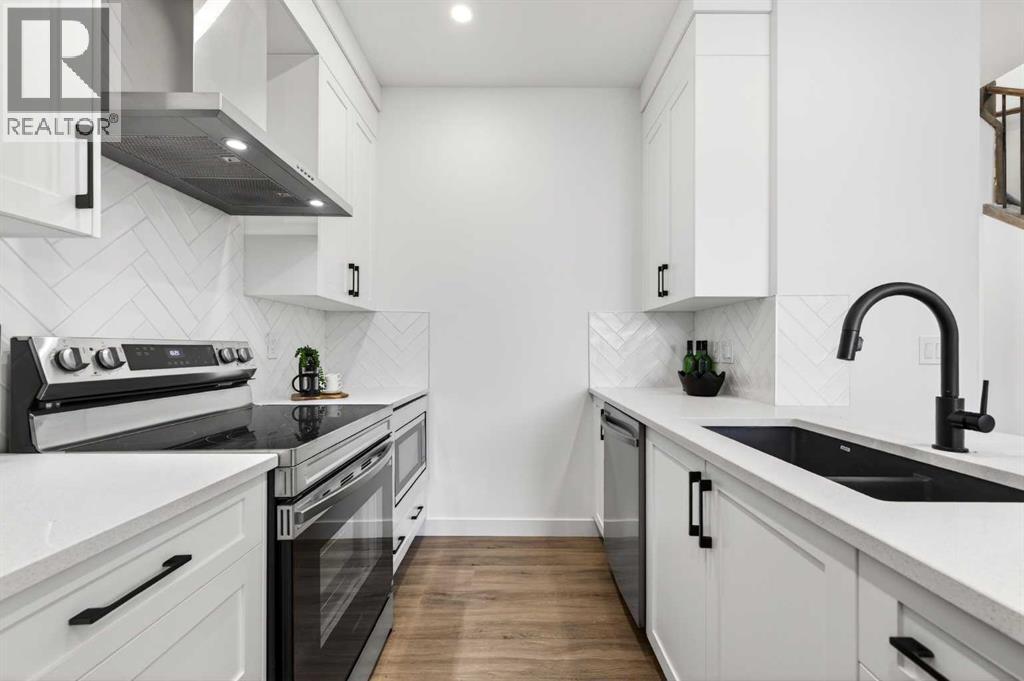 1055 Bayview Crescent Sw, Airdrie, Alberta  T4B 5N8 - Photo 12 - A2284926