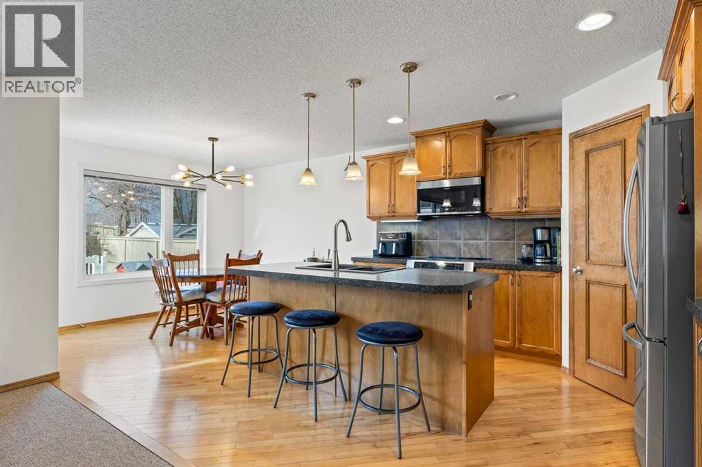 921 Cranston Drive Se, Calgary, Alberta  T3M 1E3 - Photo 3 - A2284964