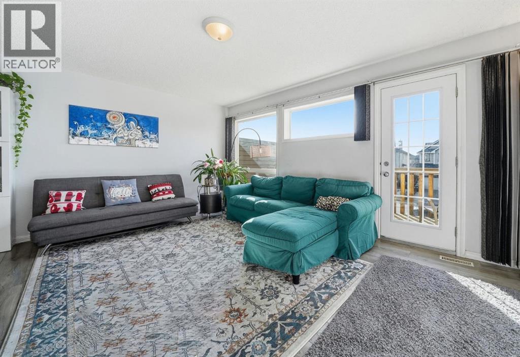 49 Royal Birch Mount Nw, Calgary, Alberta  T3G 5W7 - Photo 8 - A2285195