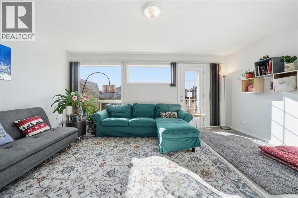 49 Royal Birch Mount Nw, Calgary, Alberta  T3G 5W7 - Photo 7 - A2285195