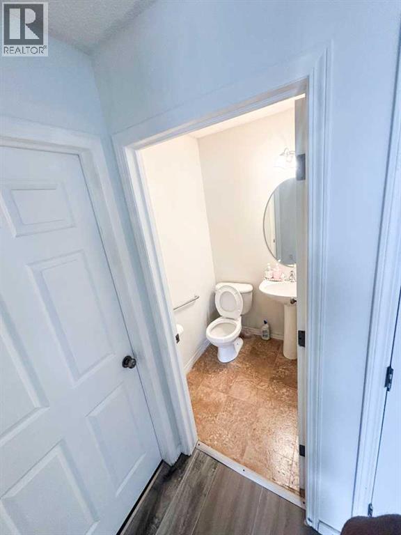 531 Stonegate Road Nw, Airdrie, Alberta  T4B 2Z9 - Photo 8 - A2286037