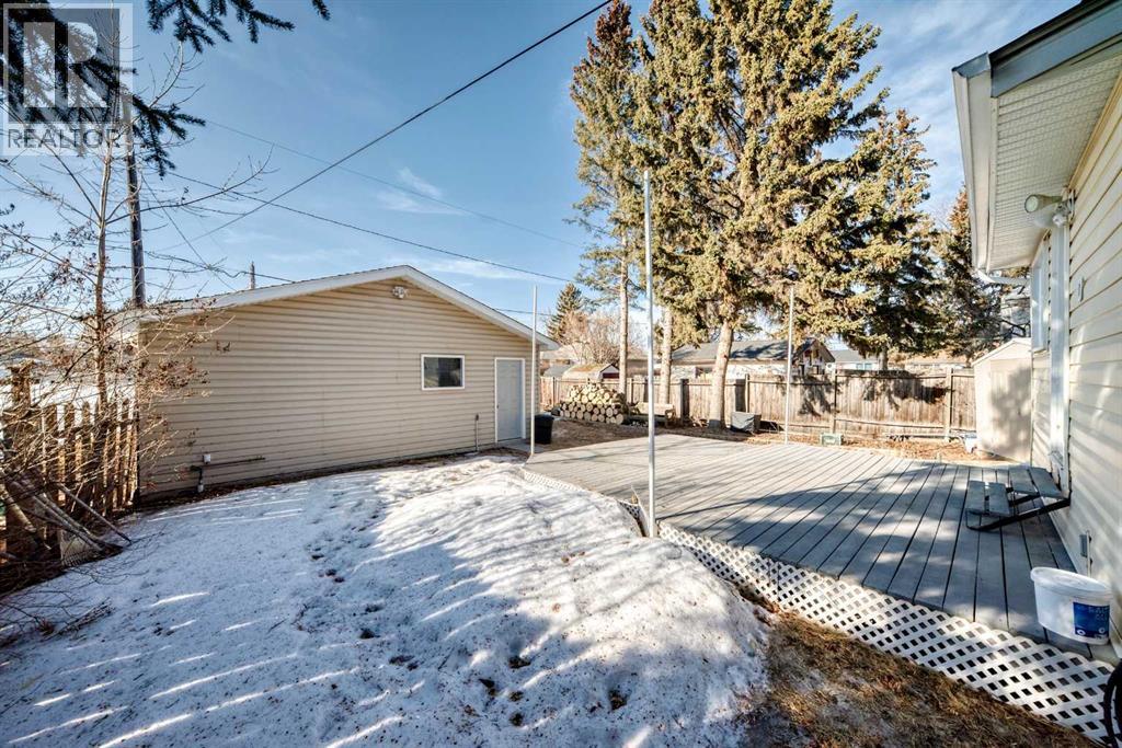 3646 41 Avenue, Red Deer, Alberta  T4N 2X8 - Photo 27 - A2286384