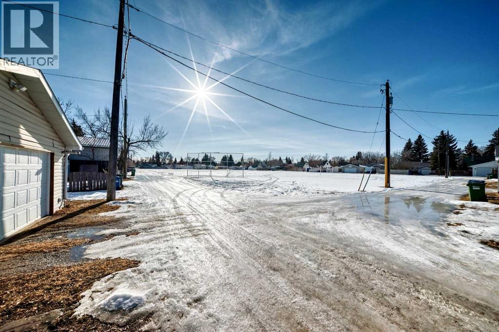 3646 41 Avenue, Red Deer, Alberta  T4N 2X8 - Photo 33 - A2286384