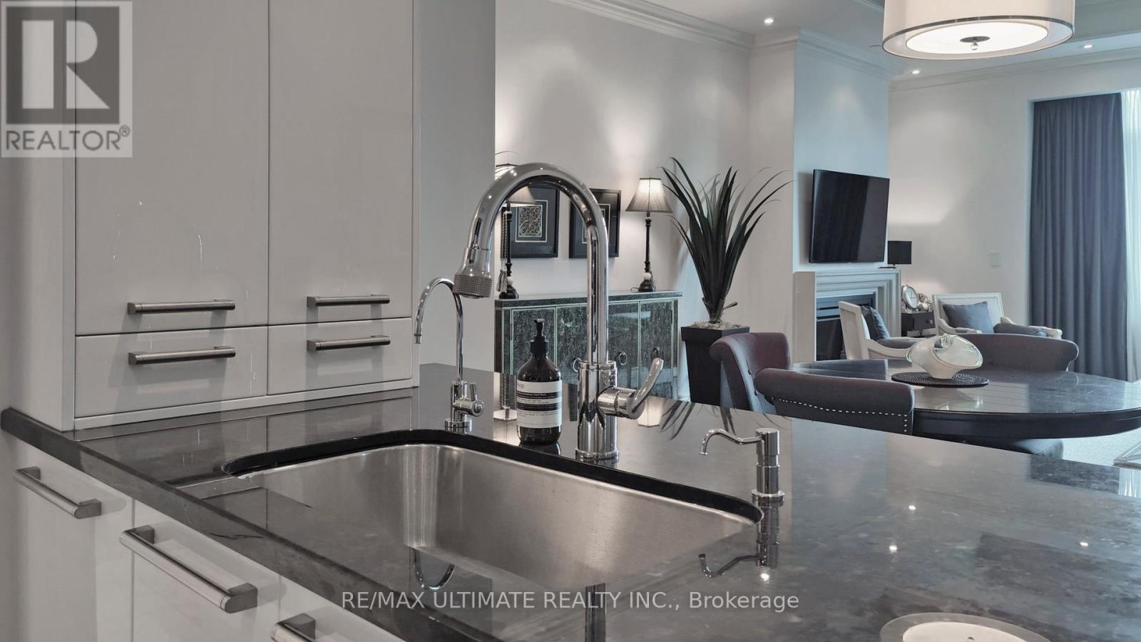 4306 - 311 Bay Street, Toronto, Ontario  M5H 4G5 - Photo 18 - C12788106