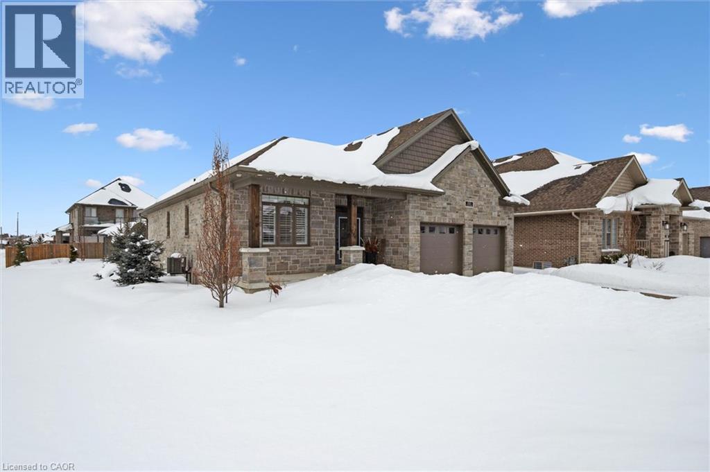 120 Village Road, Wellesley, Ontario  N0B 2T0 - Photo 3 - 40805053