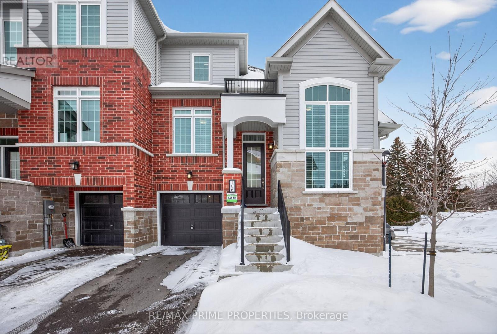 106 Lyall Stokes Circle, East Gwillimbury (Mt Albert), Ontario  L0G 1M0 - Photo 1 - N12788124