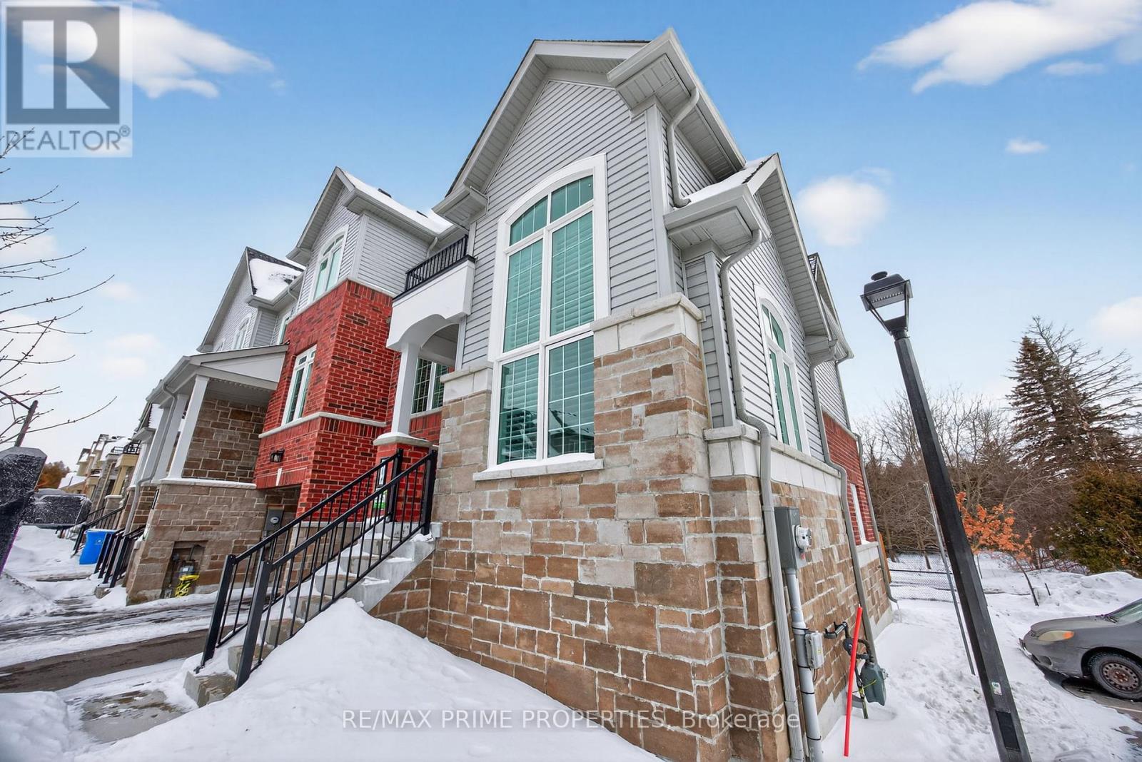 106 Lyall Stokes Circle, East Gwillimbury (Mt Albert), Ontario  L0G 1M0 - Photo 10 - N12788124