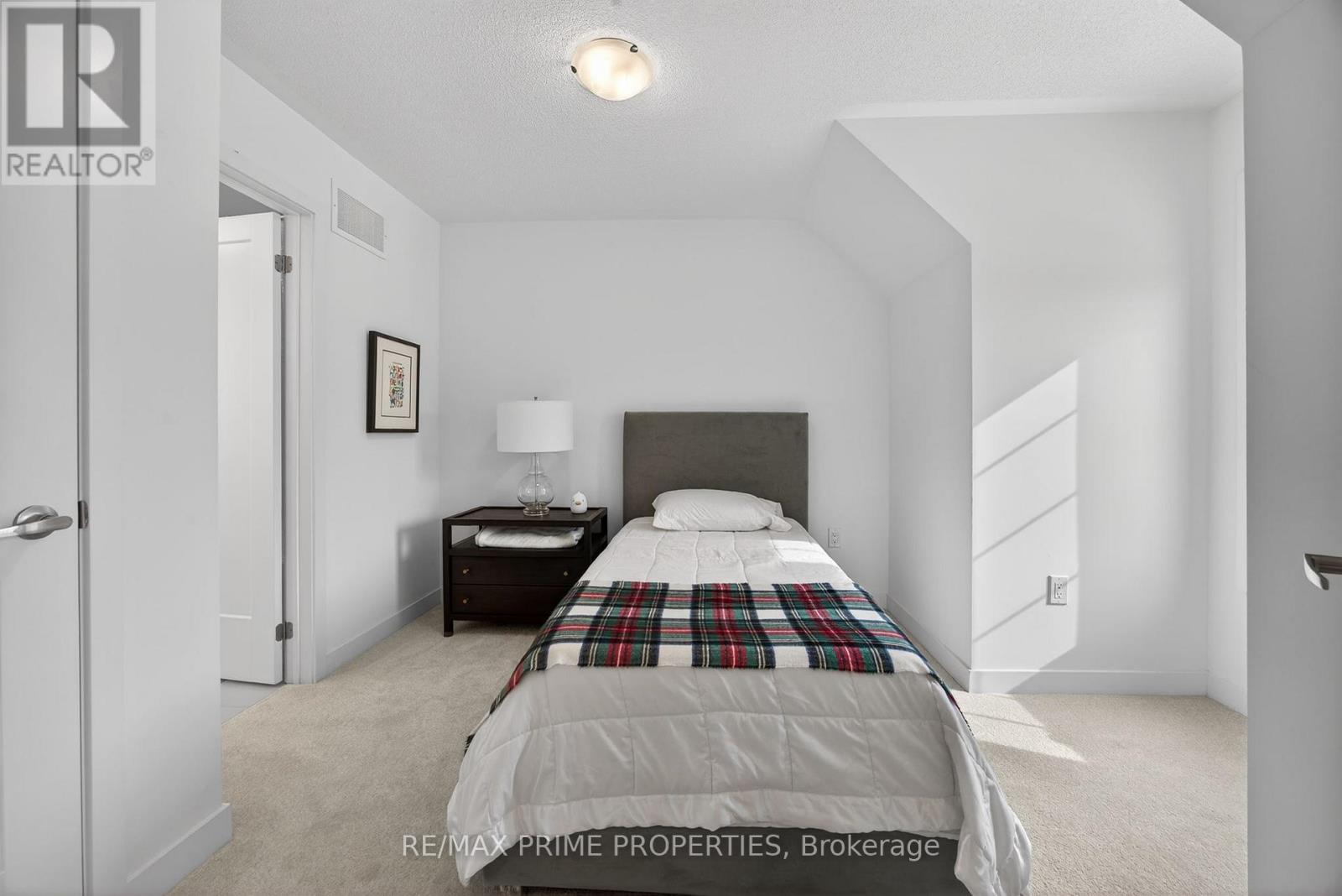 106 Lyall Stokes Circle, East Gwillimbury (Mt Albert), Ontario  L0G 1M0 - Photo 29 - N12788124