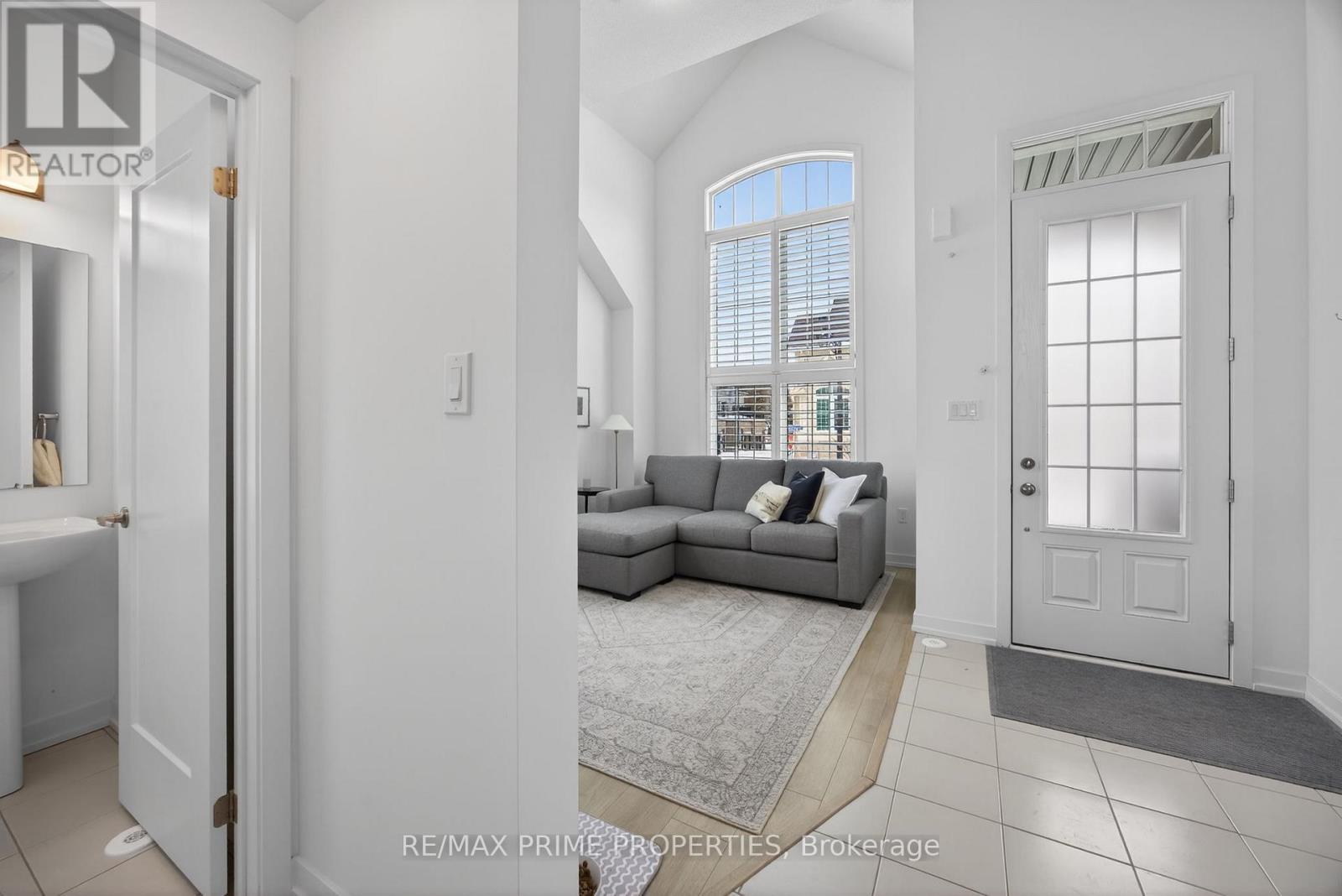 106 Lyall Stokes Circle, East Gwillimbury (Mt Albert), Ontario  L0G 1M0 - Photo 30 - N12788124