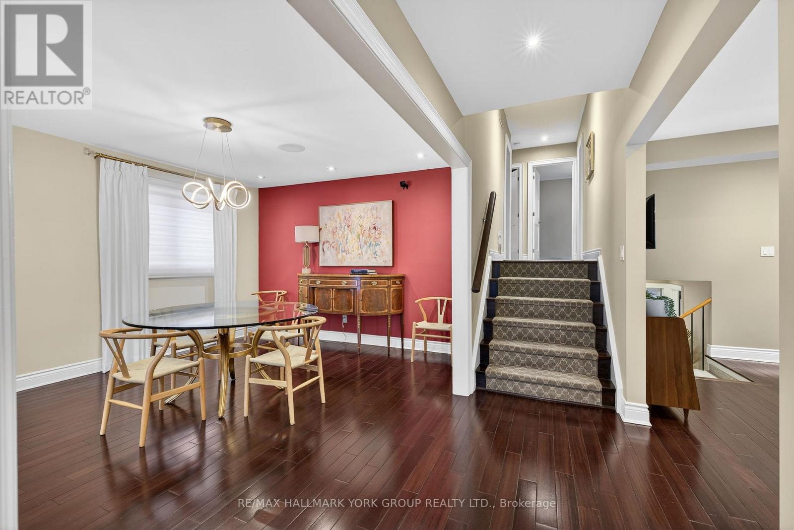 82 Fairway Drive, Aurora, Ontario  L4G 2H4 - Photo 13 - N12788184