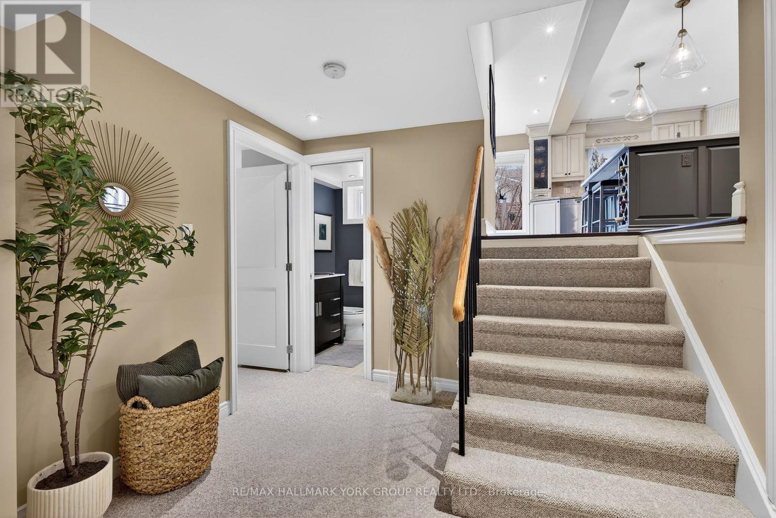 82 Fairway Drive, Aurora, Ontario  L4G 2H4 - Photo 28 - N12788184