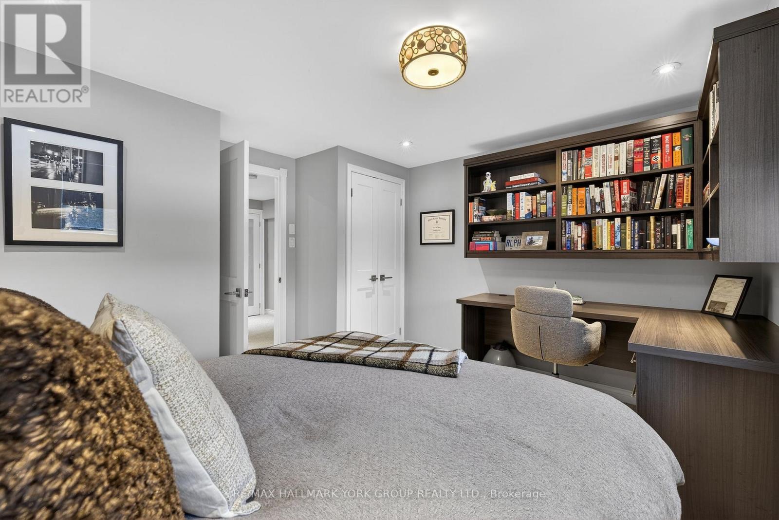 82 Fairway Drive, Aurora, Ontario  L4G 2H4 - Photo 35 - N12788184