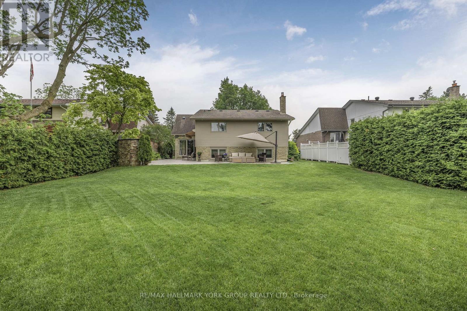 82 Fairway Drive, Aurora, Ontario  L4G 2H4 - Photo 41 - N12788184