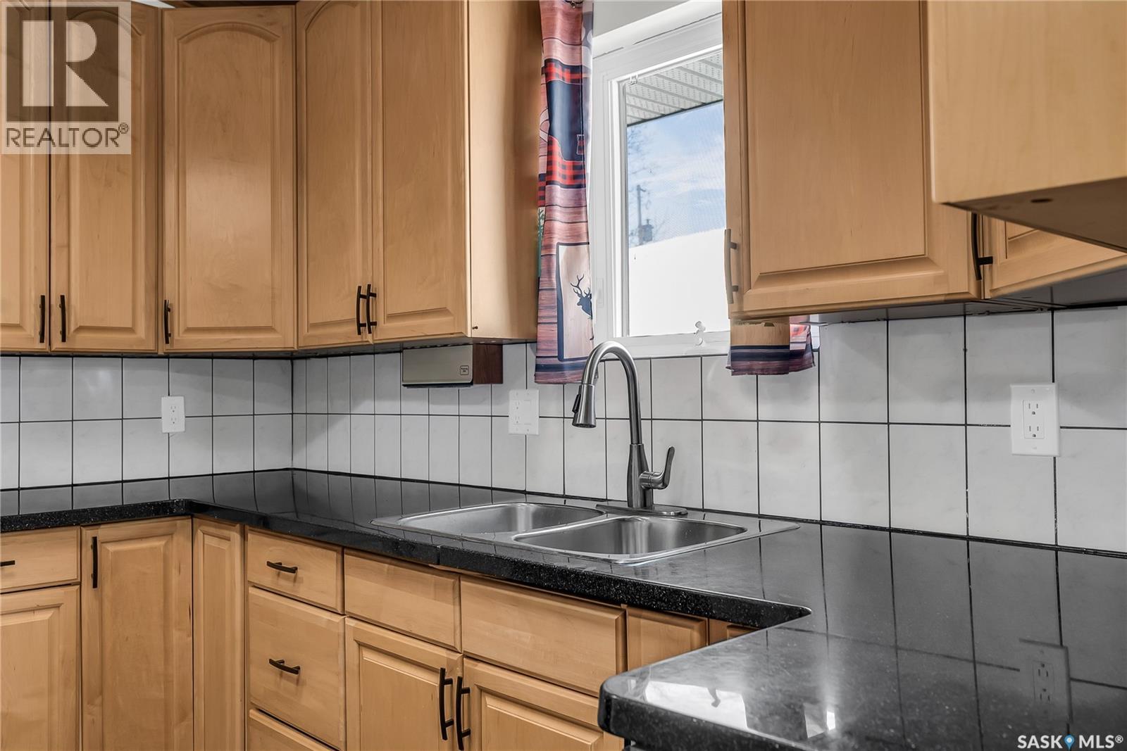 108 Iroquois Lake Drive, Iroquois Lake, Saskatchewan  S0J 2G0 - Photo 9 - SK028543