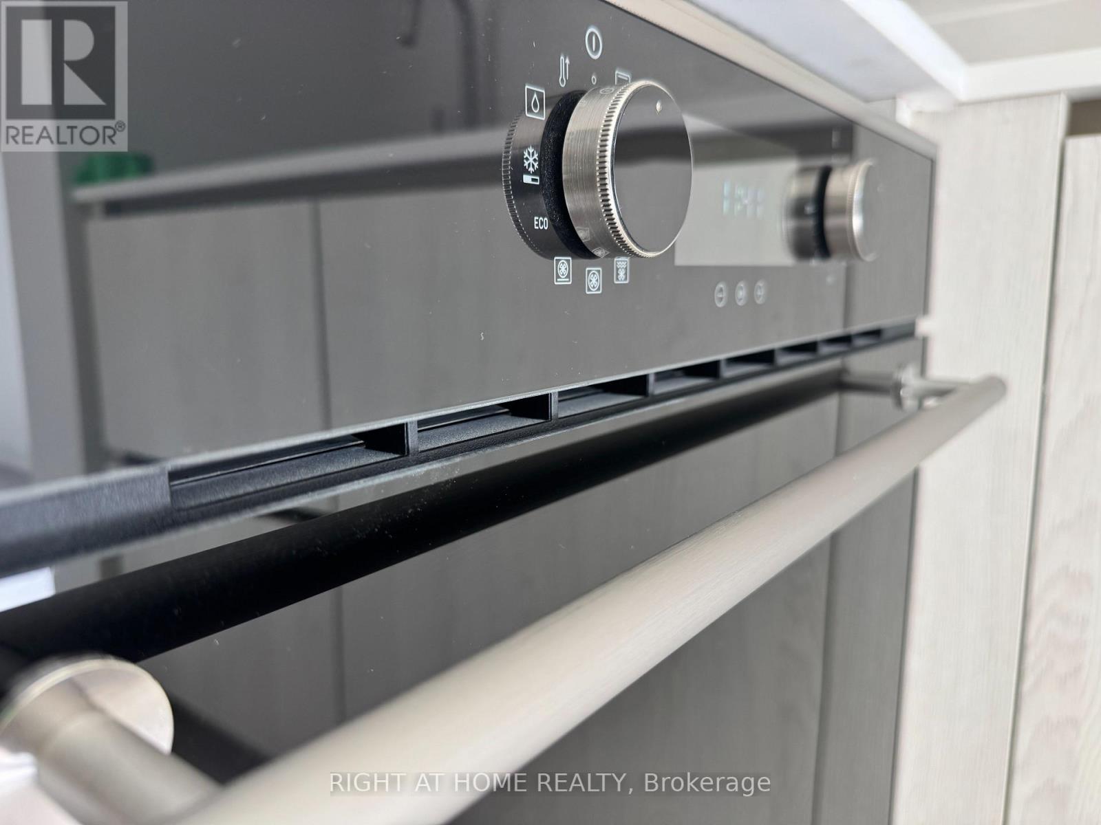 901s - 110 Broadway Avenue, Toronto, Ontario  M4P 1V7 - Photo 16 - C12732252