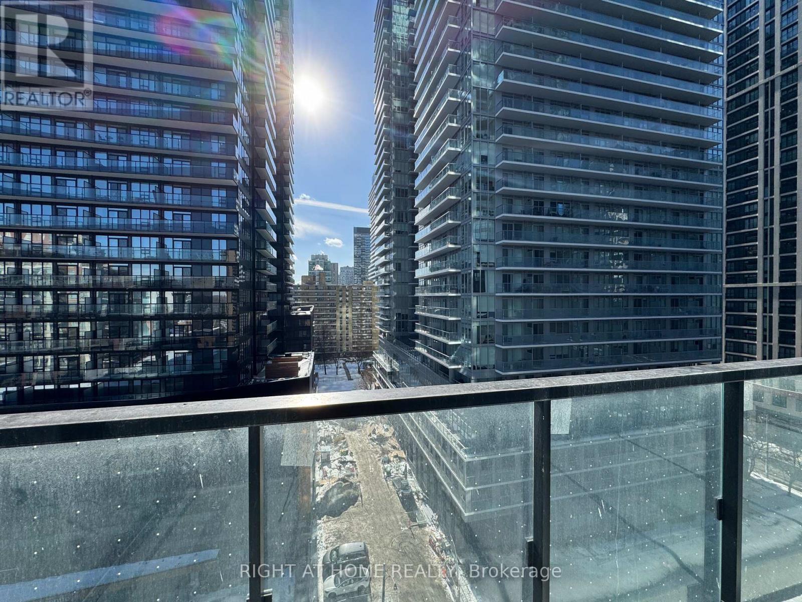 901s - 110 Broadway Avenue, Toronto, Ontario  M4P 1V7 - Photo 5 - C12732252