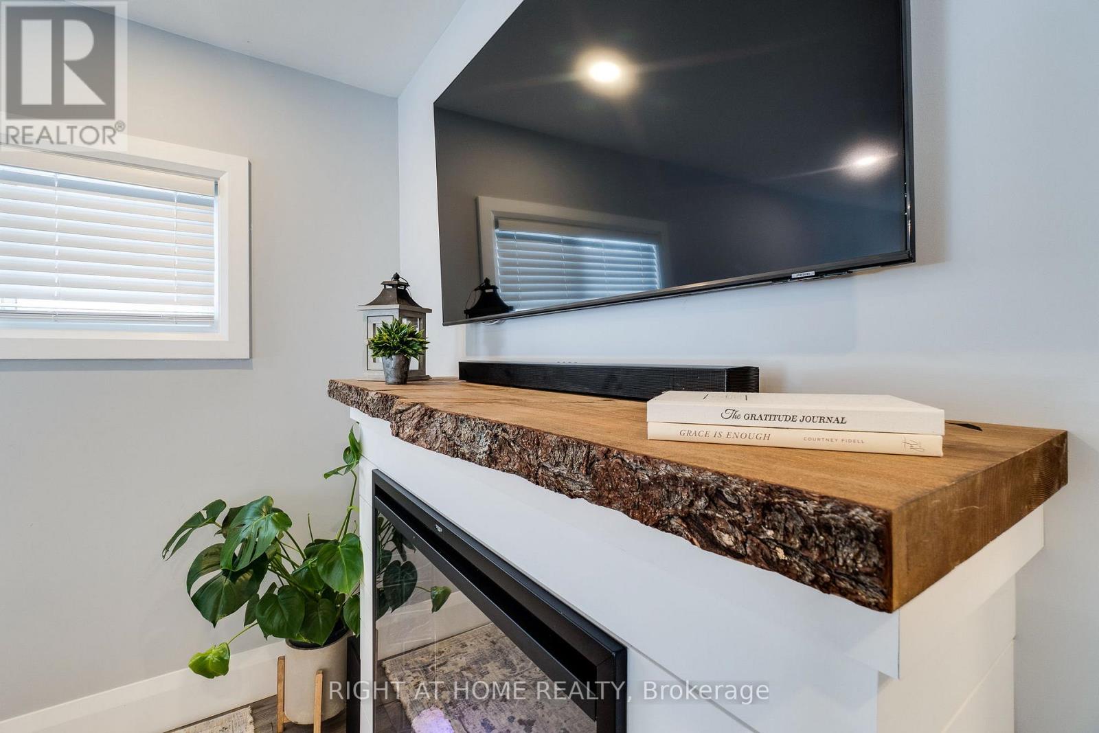 54 Blue Jay Boulevard, Georgina, Ontario  L0E 1N0 - Photo 13 - N12786540