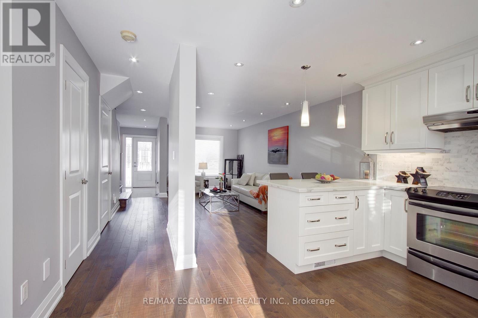 214 Ross Lane, Oakville, Ontario  L6H 5K5 - Photo 20 - W12721634