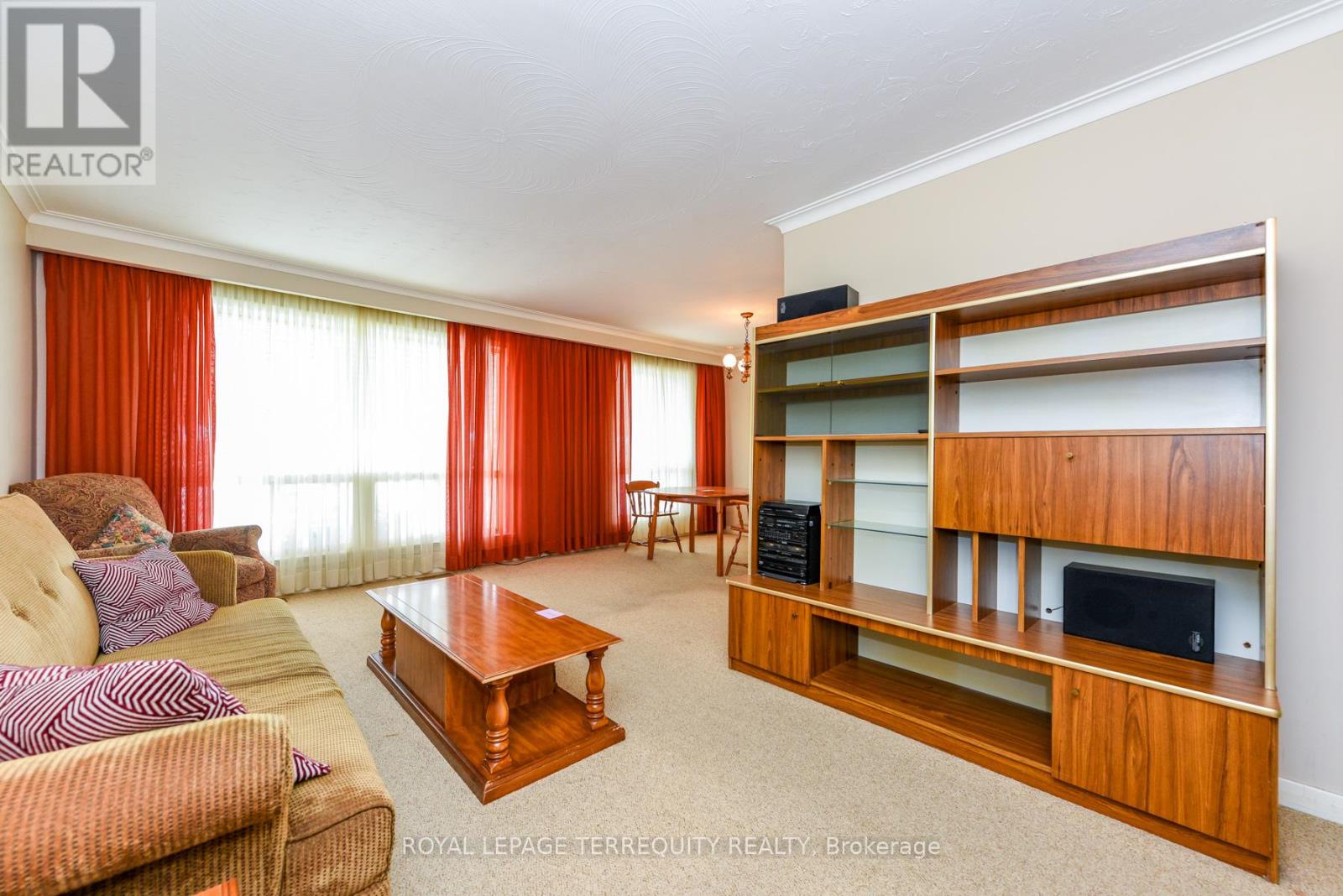 55 Watercliffe Road, Toronto, Ontario  M9W 4E9 - Photo 13 - W12788098