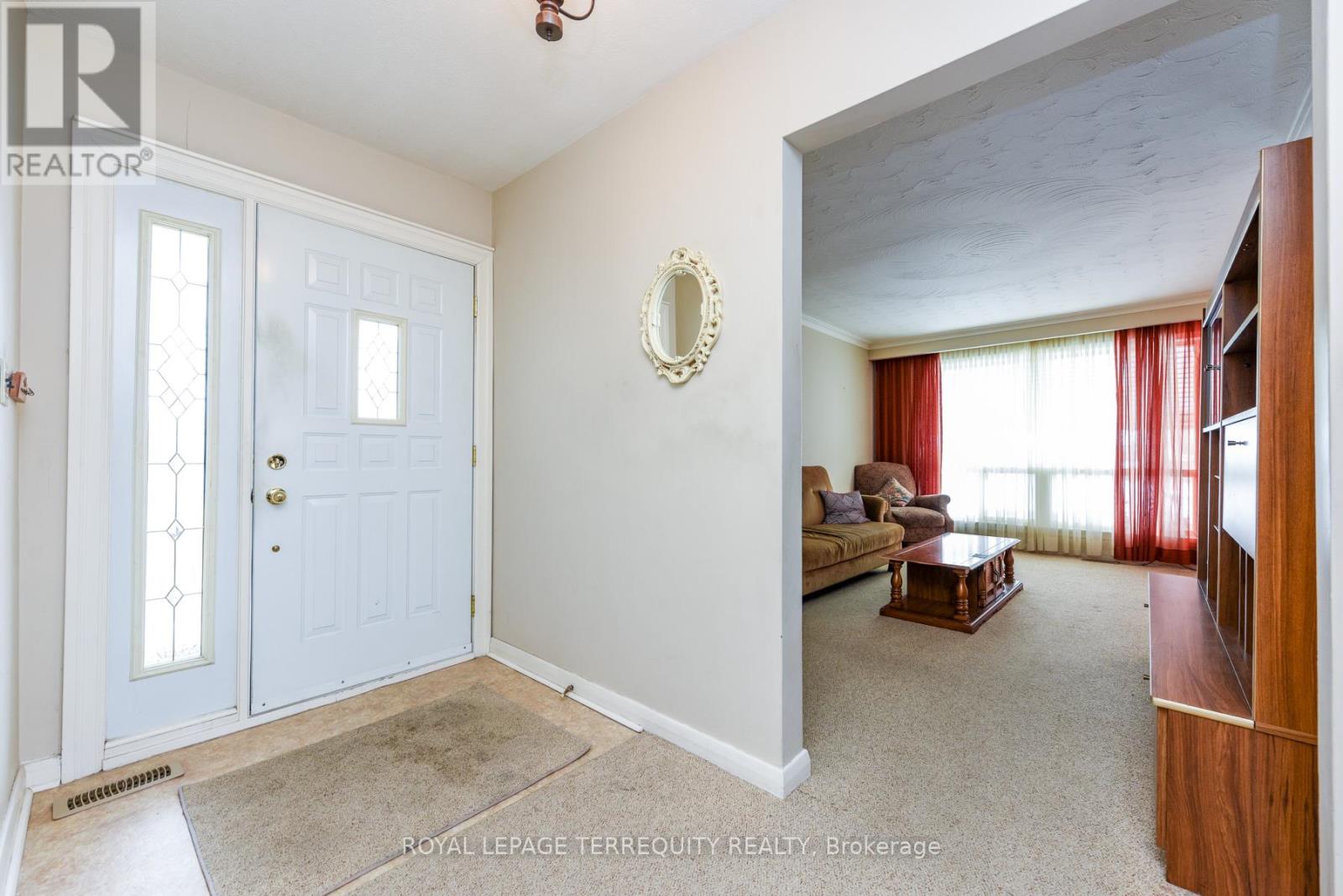 55 Watercliffe Road, Toronto, Ontario  M9W 4E9 - Photo 26 - W12788098