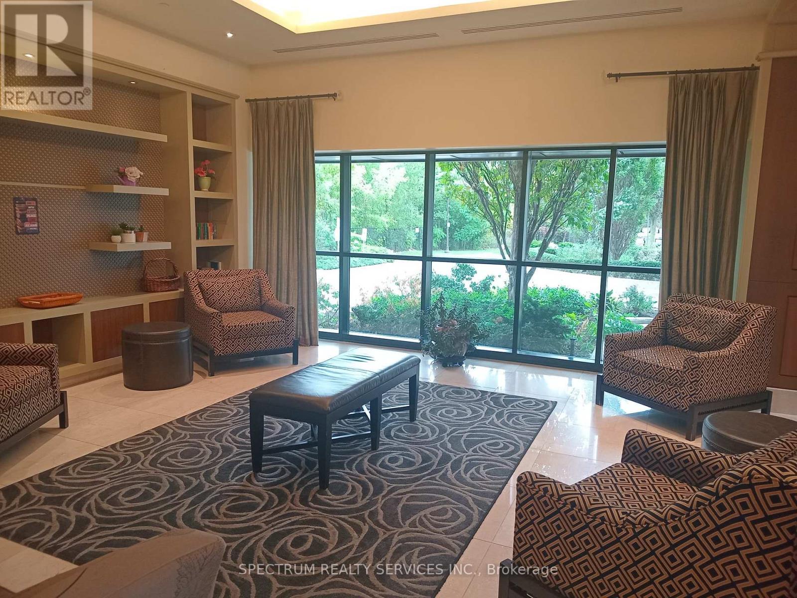 608 - 100 John Street, Brampton, Ontario  L6W 0A8 - Photo 22 - W12788134