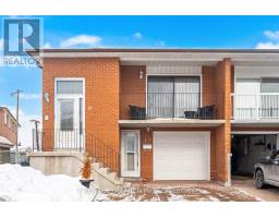 10 SHARPECROFT BOULEVARD, Toronto, Ontario