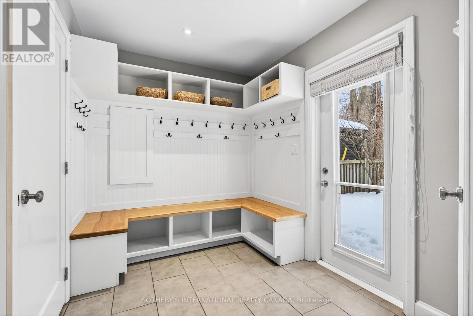 582 Cedar Avenue, Burlington, Ontario  L7T 2R2 - Photo 18 - W12788208