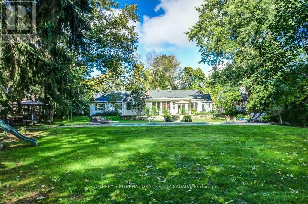 582 Cedar Avenue, Burlington, Ontario  L7T 2R2 - Photo 31 - W12788208