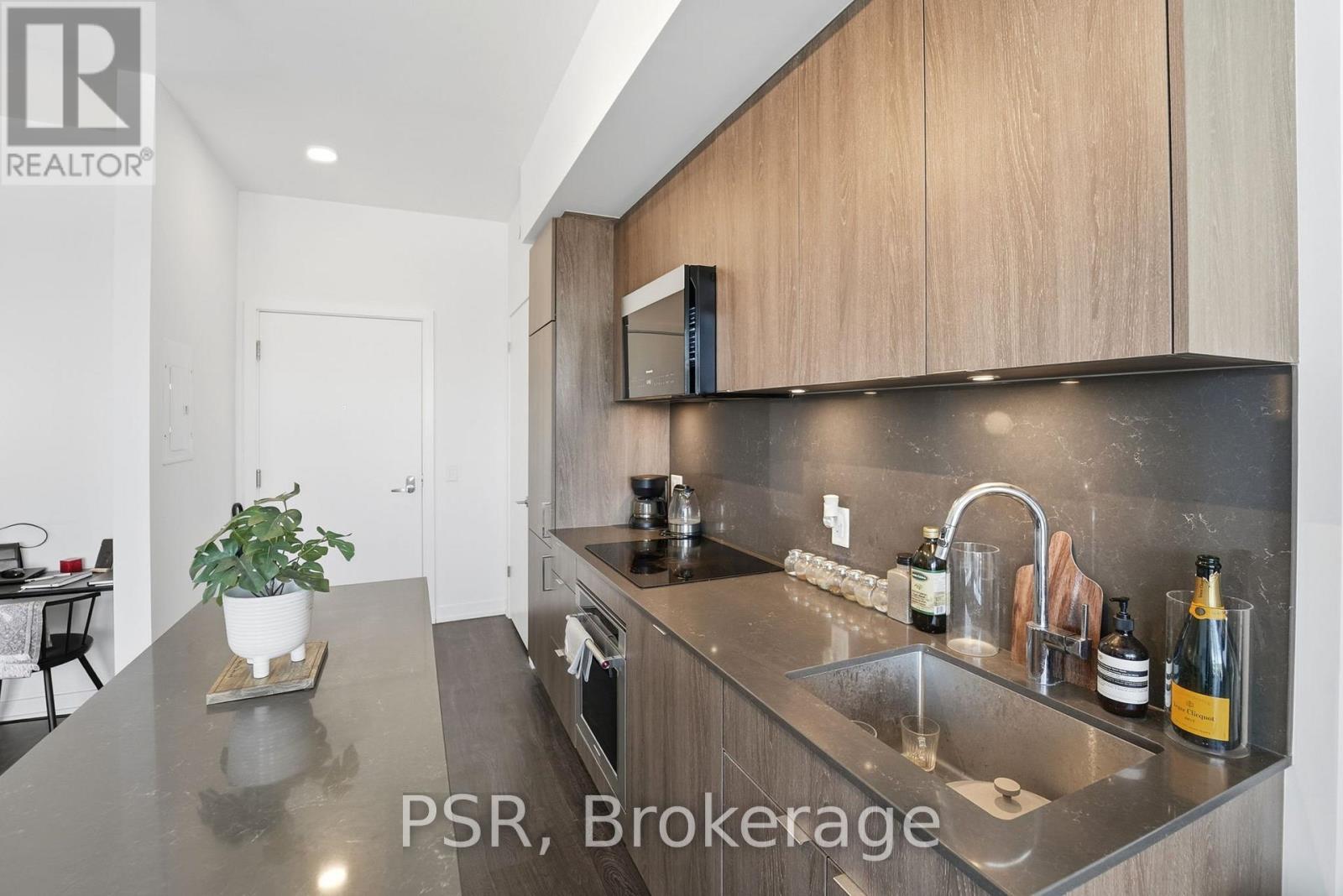 808 - 251 Masonry Way, Mississauga, Ontario  L5H 0B3 - Photo 12 - W12788212