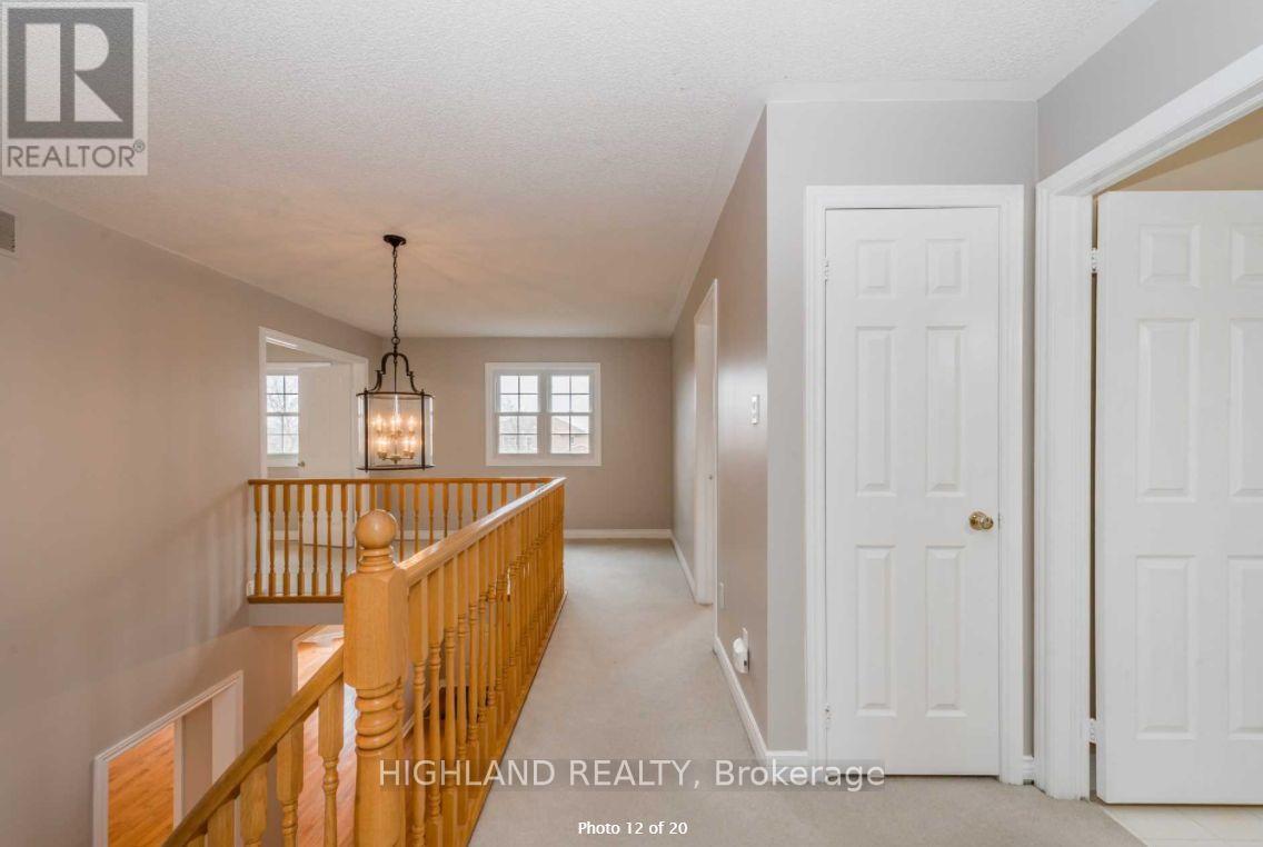 1694 Heritage Way, Oakville, Ontario  L6M 2Z9 - Photo 11 - W12788222