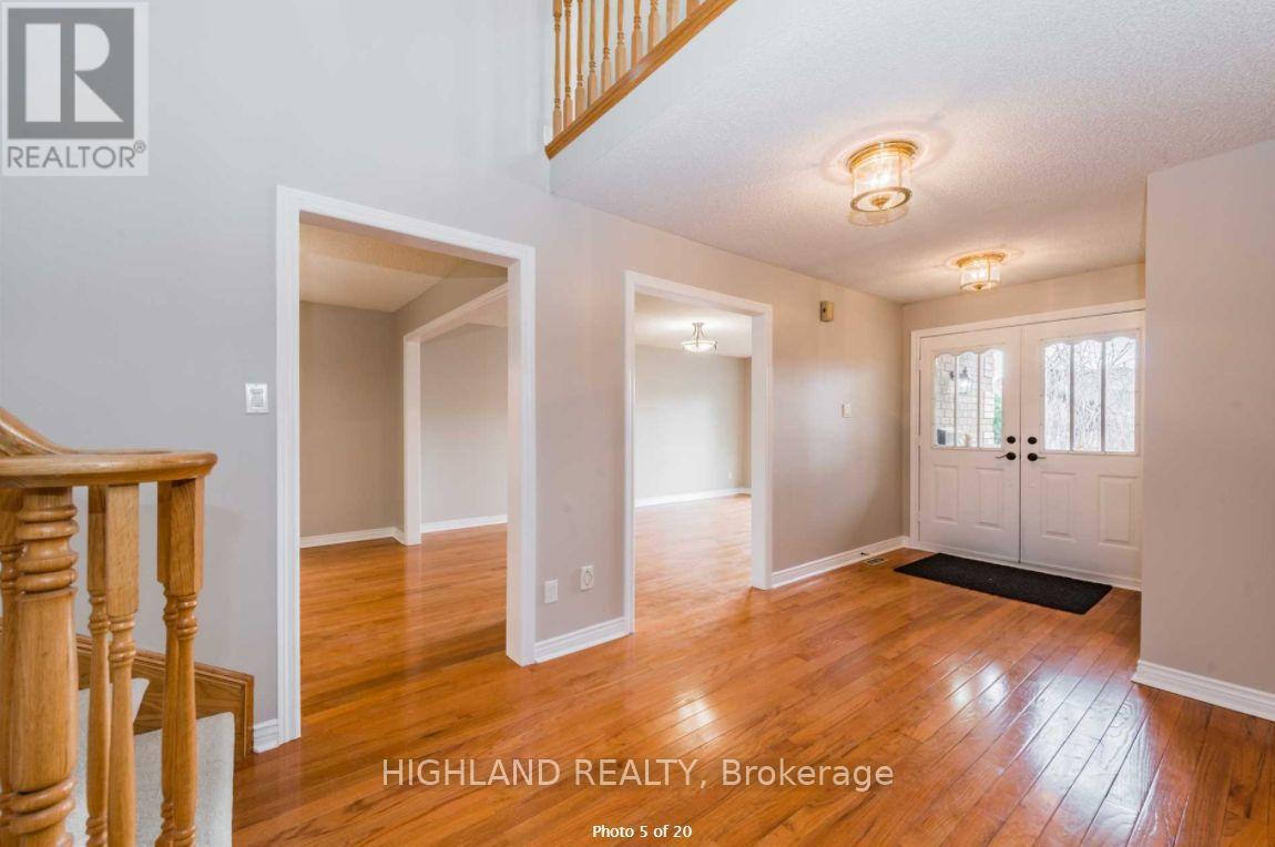 1694 Heritage Way, Oakville, Ontario  L6M 2Z9 - Photo 5 - W12788222