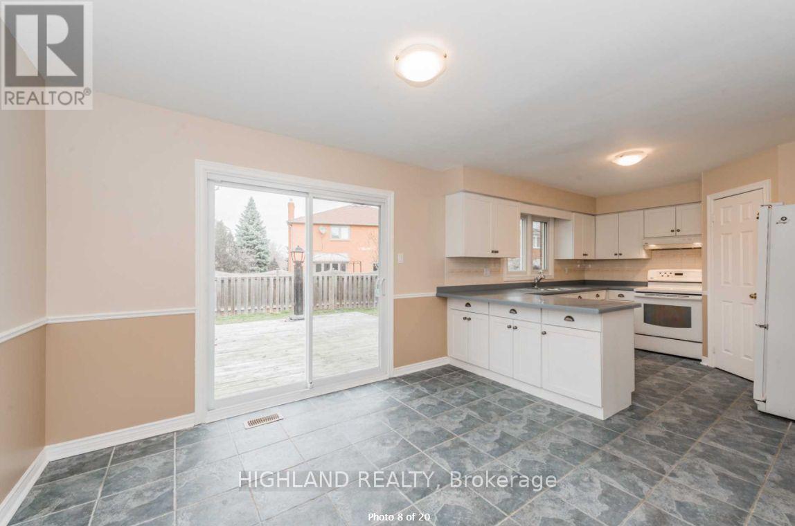 1694 Heritage Way, Oakville, Ontario  L6M 2Z9 - Photo 8 - W12788222