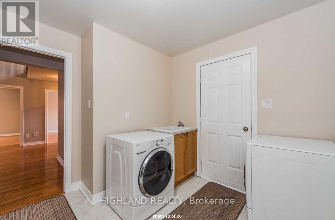 1694 Heritage Way, Oakville, Ontario  L6M 2Z9 - Photo 9 - W12788222