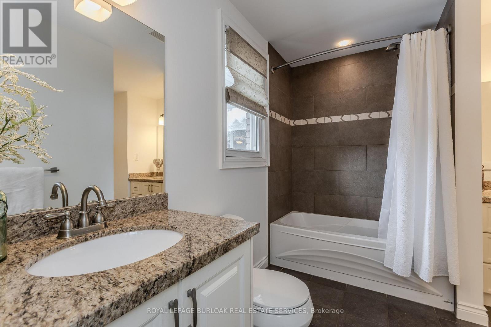 15 Ireson Road, Burlington, Ontario  L7P 0T2 - Photo 21 - W12788240