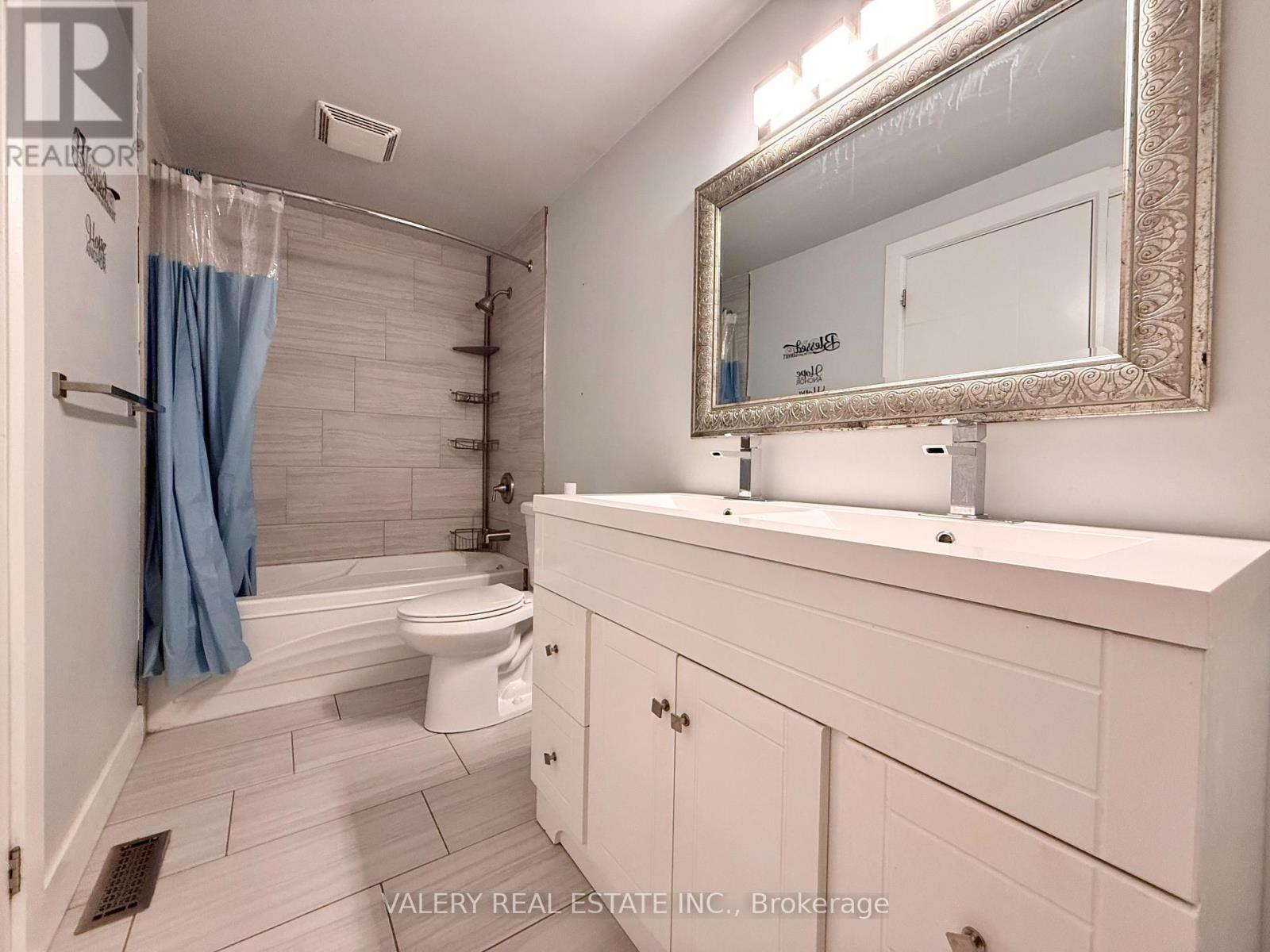 Main - 17 Beechbank Crescent S, London South, Ontario  N6E 2N9 - Photo 11 - X12788092