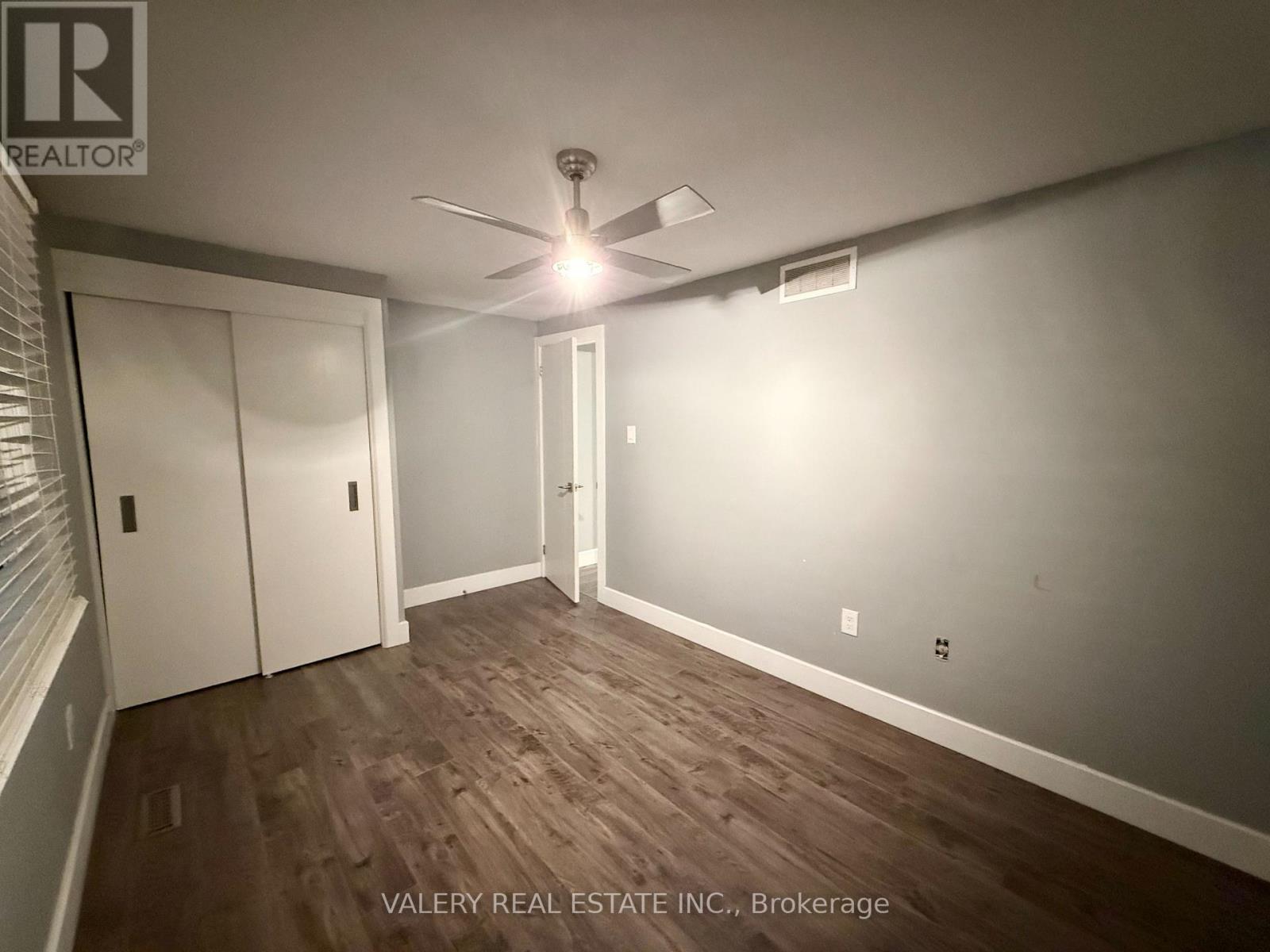 Main - 17 Beechbank Crescent S, London South, Ontario  N6E 2N9 - Photo 8 - X12788092