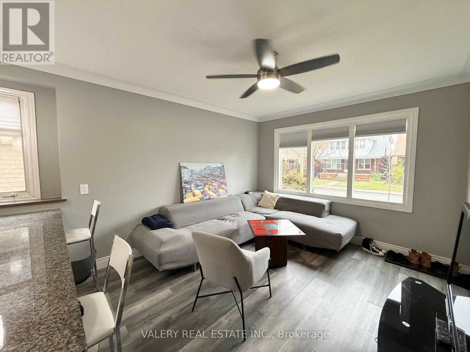 1102 Langlois Ave Avenue, Windsor, Ontario  N9A 2H5 - Photo 12 - X12788096