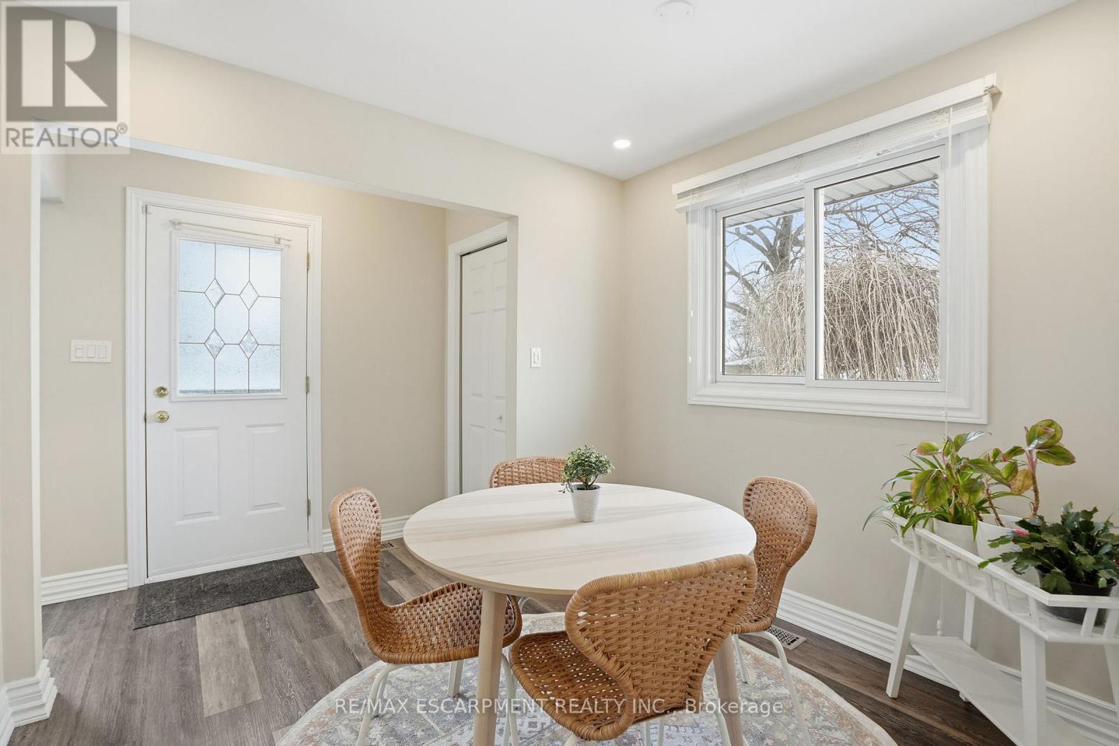 201 Manning Avenue, Hamilton, Ontario  L9A 3G3 - Photo 12 - X12788108