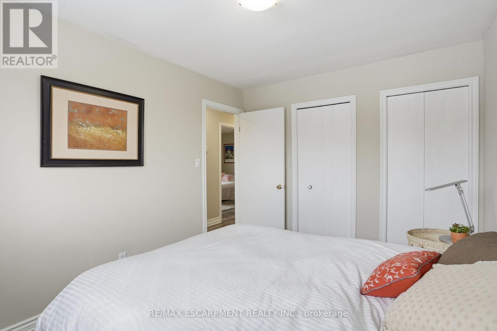 201 Manning Avenue, Hamilton, Ontario  L9A 3G3 - Photo 18 - X12788108