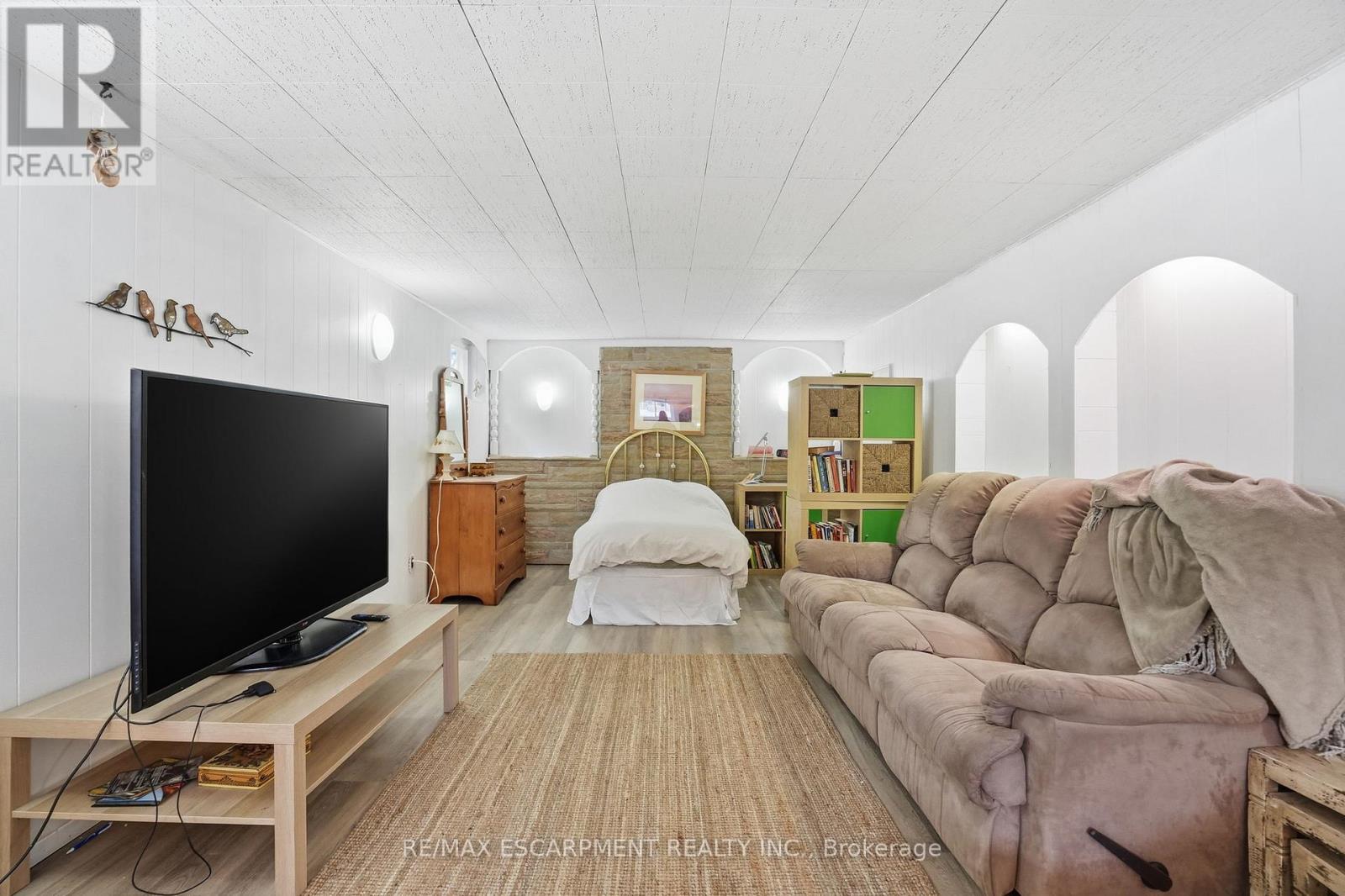 201 Manning Avenue, Hamilton, Ontario  L9A 3G3 - Photo 27 - X12788108