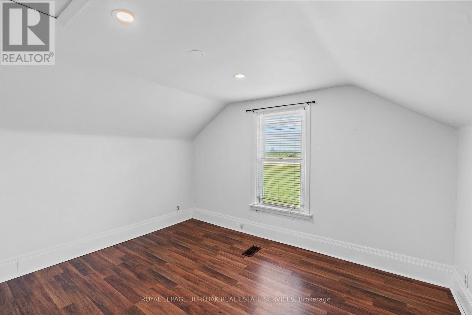 13 Craig Boulevard, Grimsby, Ontario  L3M 4C2 - Photo 18 - X12788120