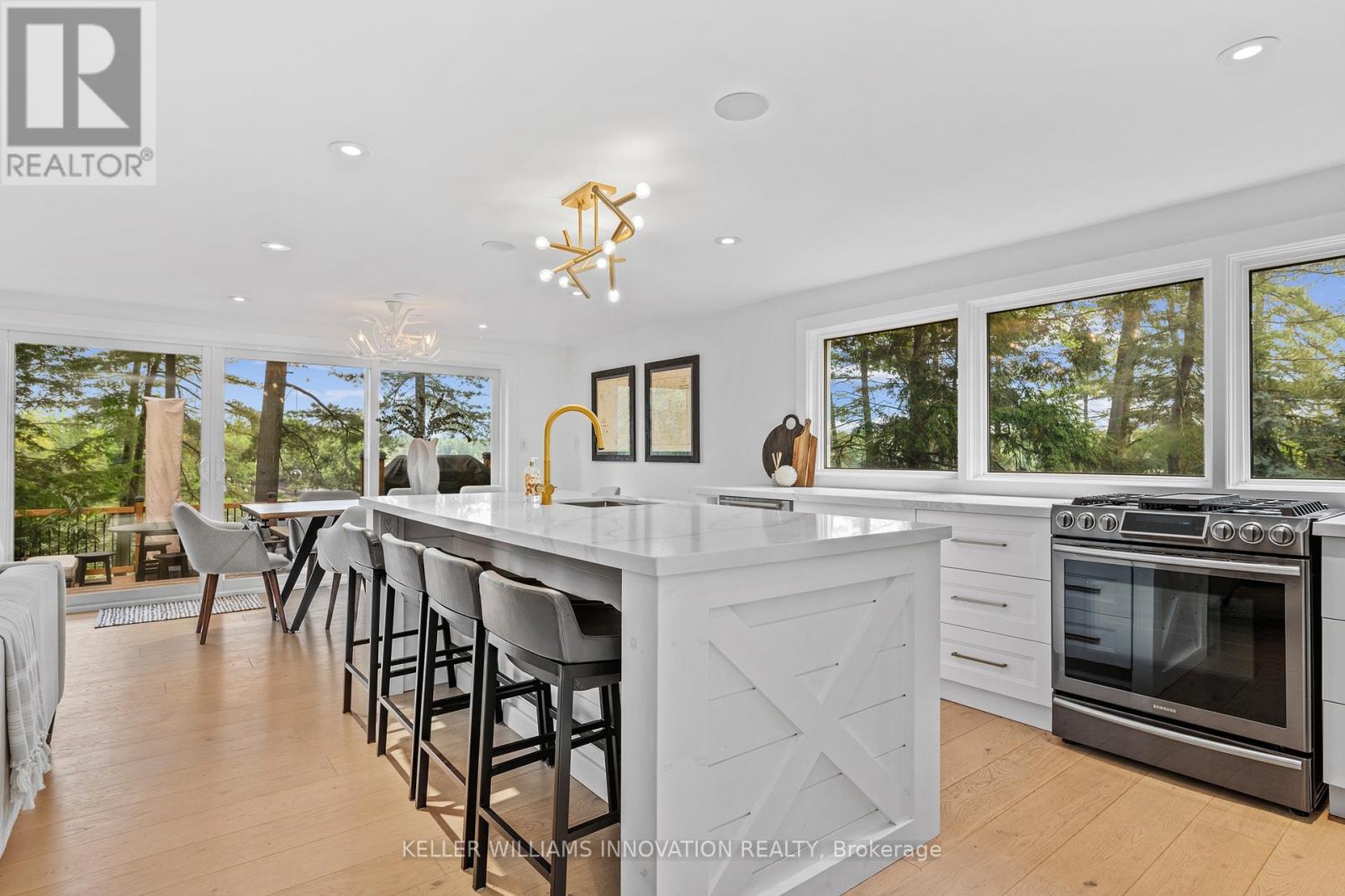 2872 Muskoka Road 118 W, Muskoka Lakes, Ontario  P0B 1J0 - Photo 8 - X12788130