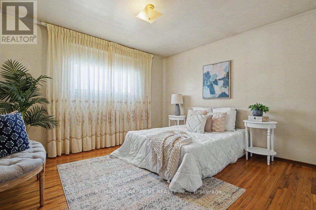 18 Ridley Drive, Hamilton, Ontario  L8W 1J2 - Photo 20 - X12788224