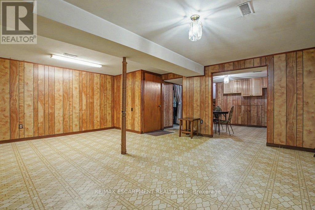 18 Ridley Drive, Hamilton, Ontario  L8W 1J2 - Photo 32 - X12788224