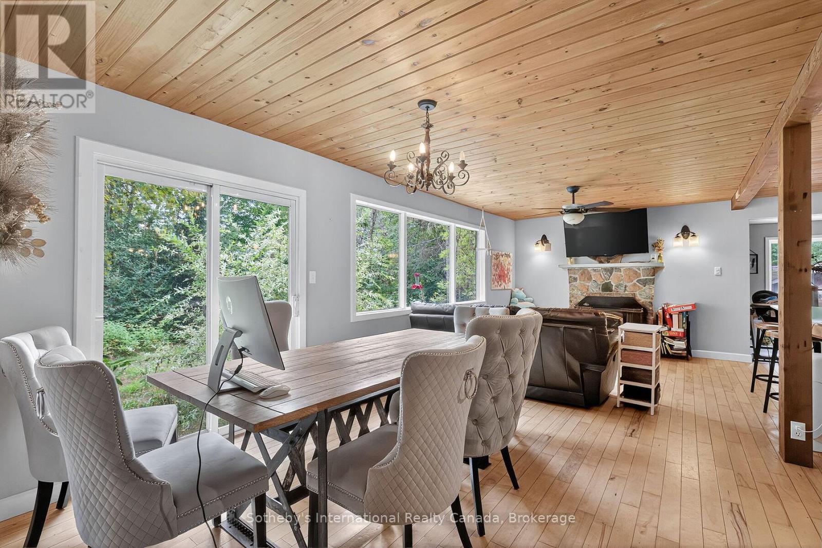 1132 Limberlost Road, Lake Of Bays, Ontario  P1H 2J6 - Photo 25 - X12788304