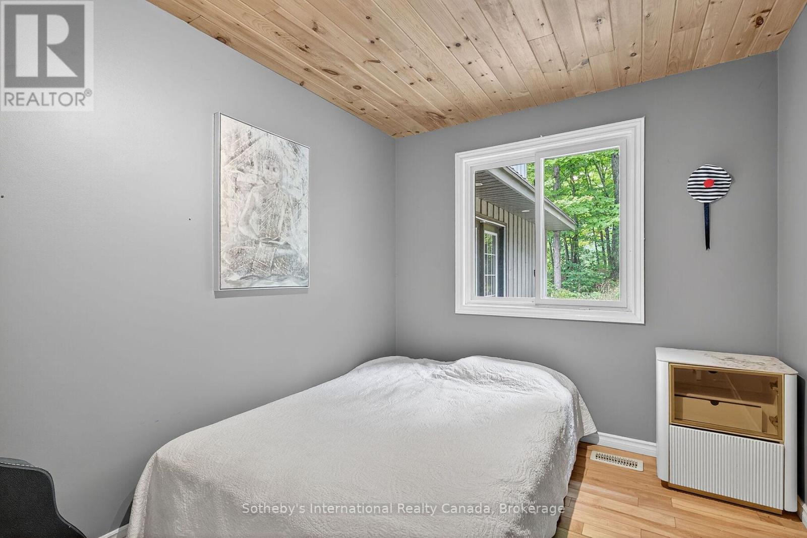 1132 Limberlost Road, Lake Of Bays, Ontario  P1H 2J6 - Photo 29 - X12788304