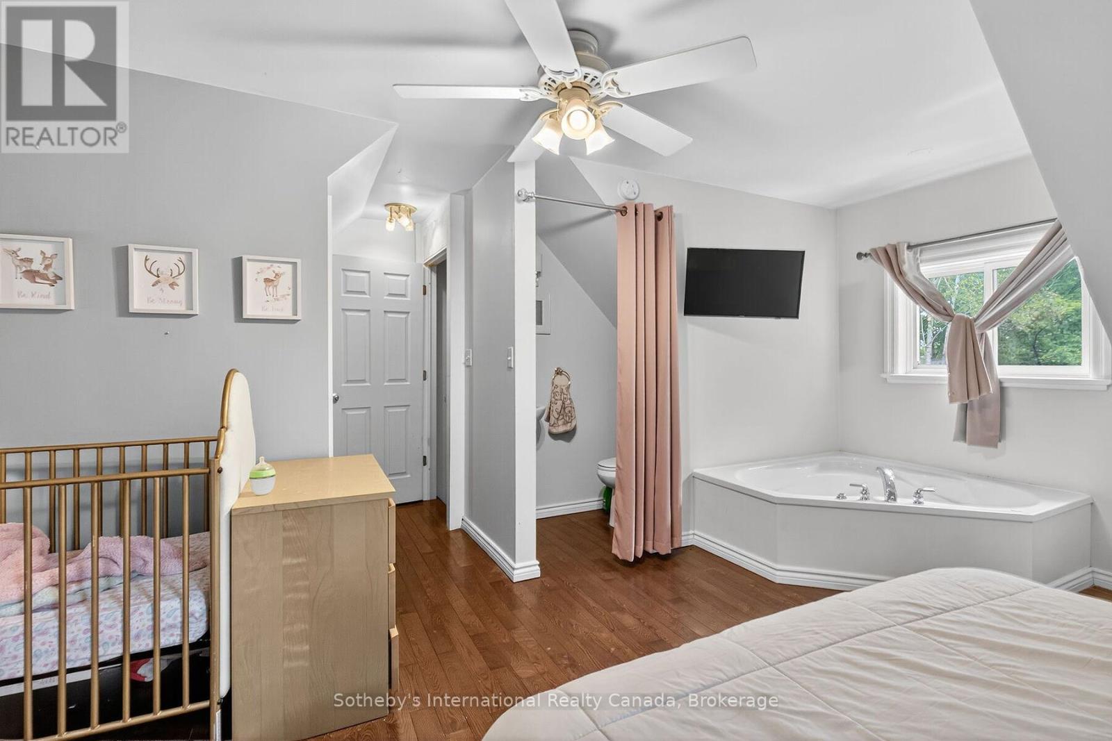 1132 Limberlost Road, Lake Of Bays, Ontario  P1H 2J6 - Photo 35 - X12788304