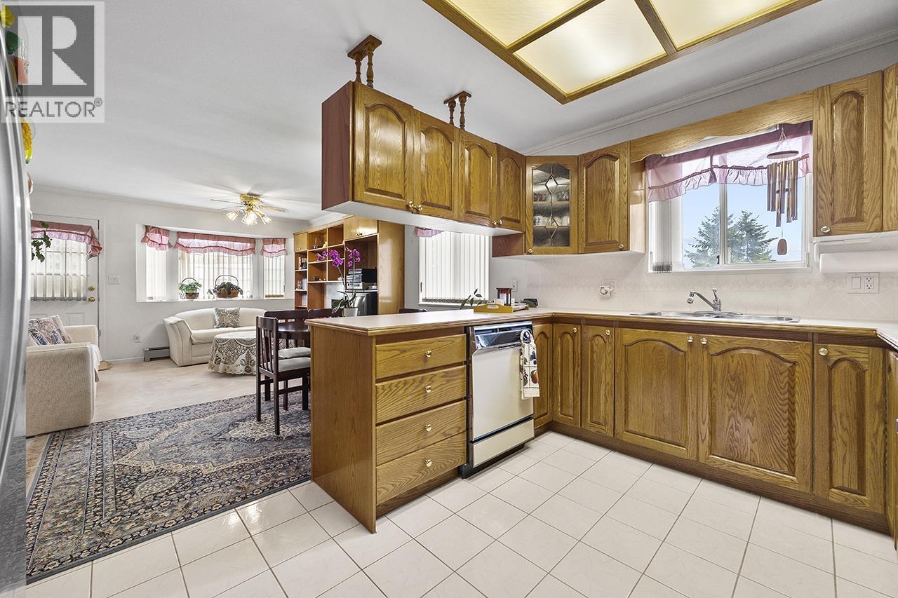 7168 Sussex Avenue, Burnaby, British Columbia  V5J 3V3 - Photo 11 - R3078790